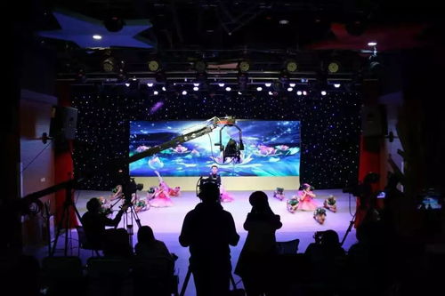 廣電專業(yè)演播劇場，快來預(yù)定吧！廣播電視節(jié)目制作經(jīng)營的理想選擇